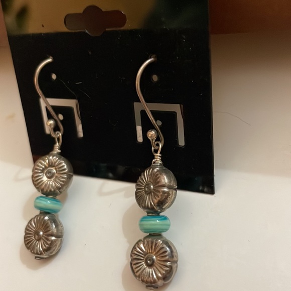 Sterling flower and lamp work glass earrings - Picture 2 of 2
